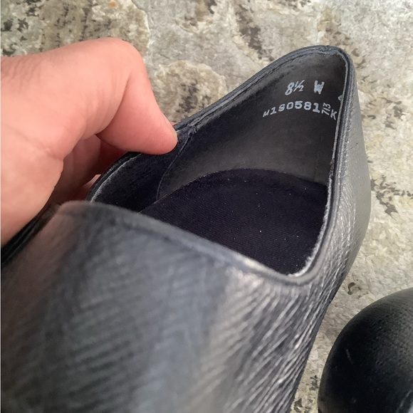 Genuine leather MUNRO shoes 🖤🖤 - Picture 5 of 9